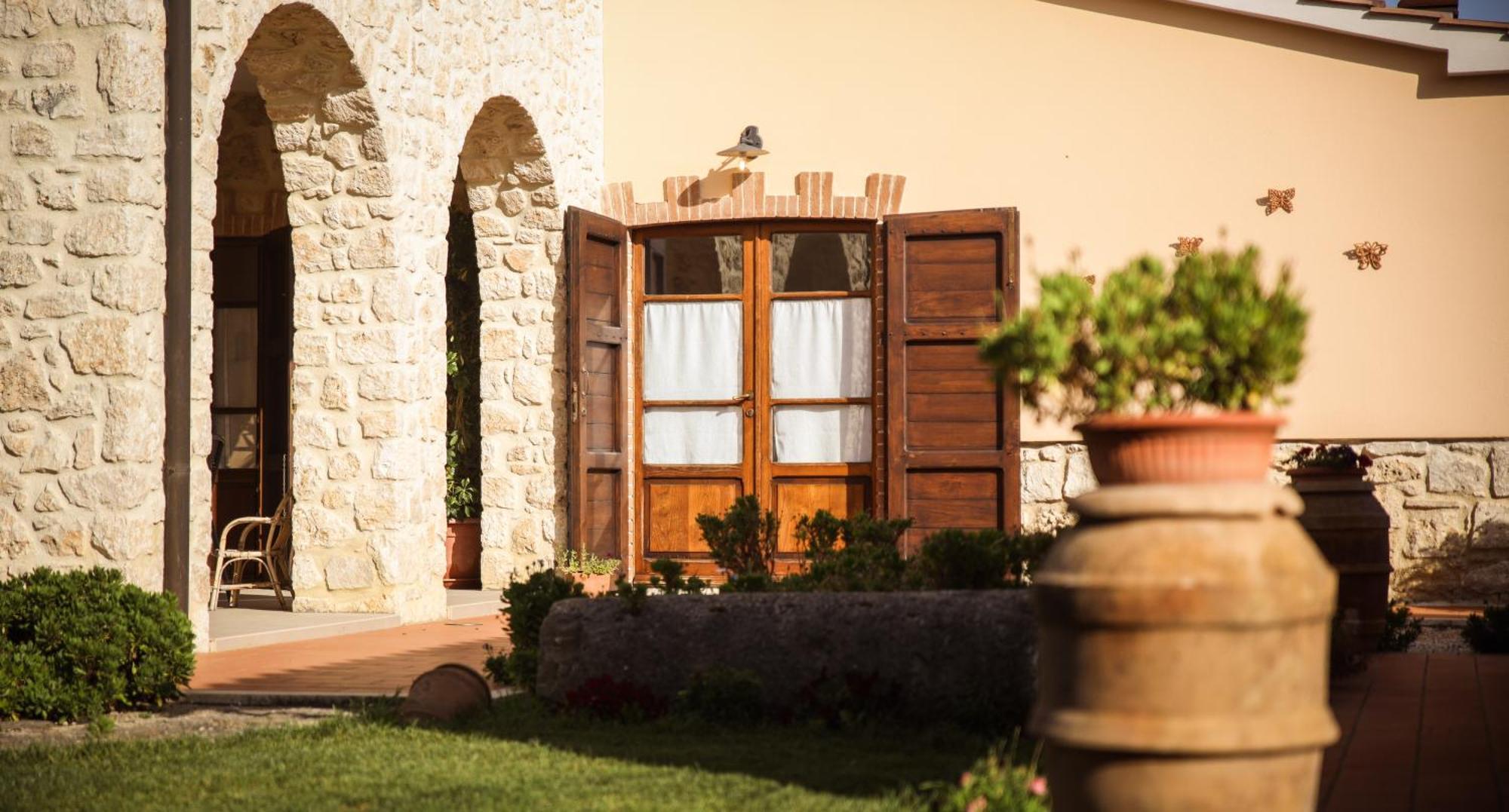 Agriturismo La Vecchia Quercia Montemerano Exterior foto